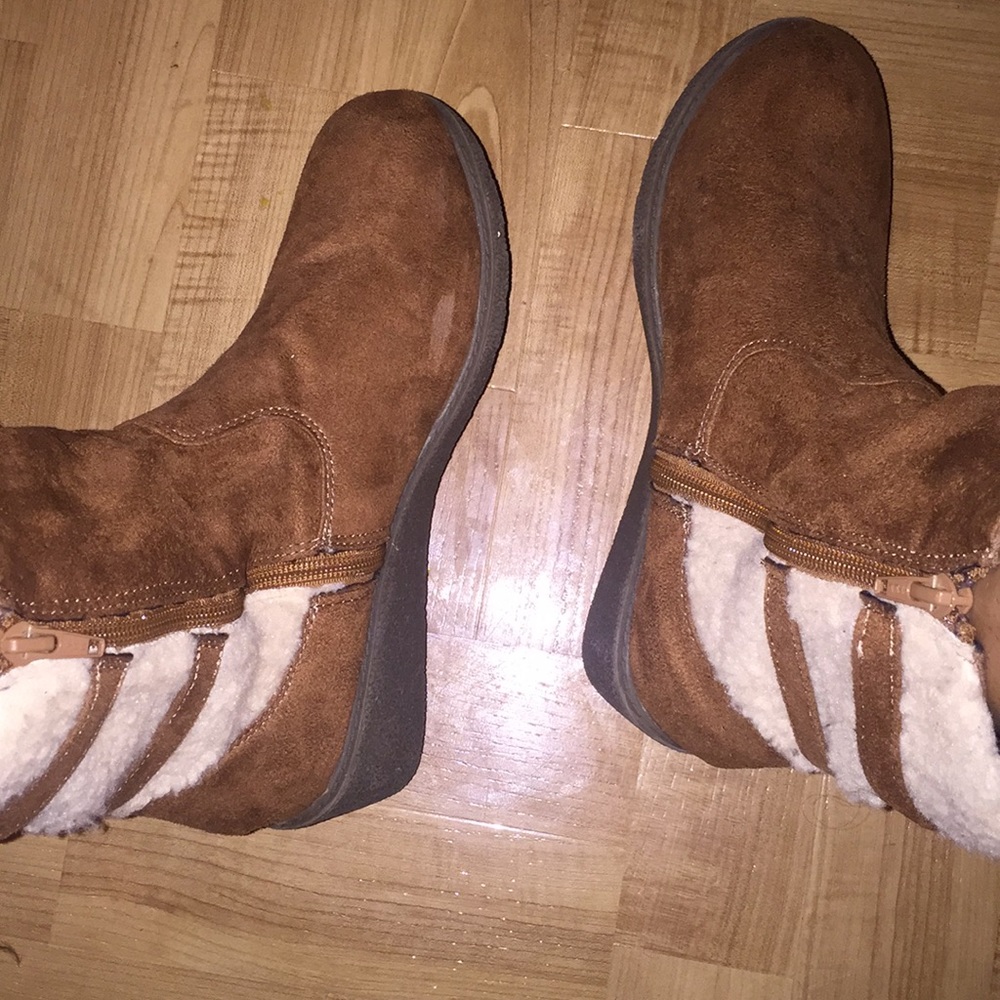 Cute boots !